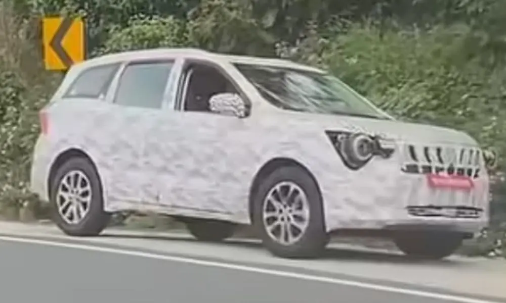 Mahindra_XUV_700